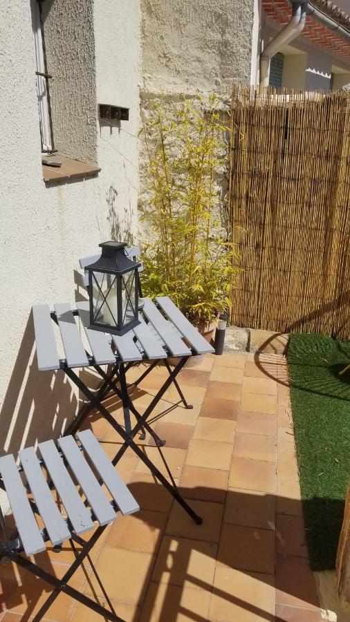 Chambre D'Hote La Petite Maison Du Puits Bollene Luaran gambar