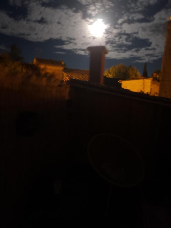 Chambre D'Hote La Petite Maison Du Puits Bollene Luaran gambar