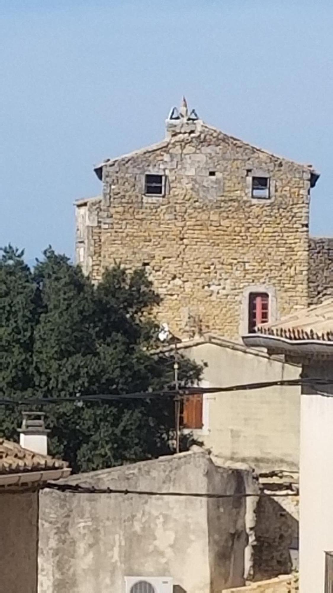 Chambre D'Hote La Petite Maison Du Puits Bollene Luaran gambar